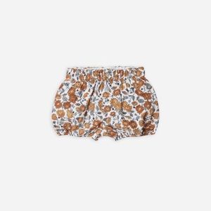 Rylee and Cru Button Short in Bloom